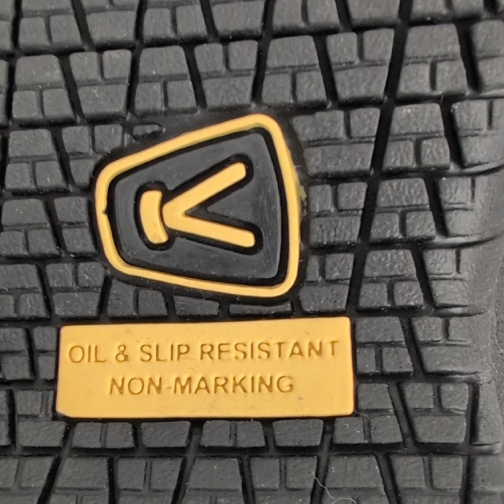 Keen Cush Black Work Shoe Oil & Slip Resistant - Picture 6 of 10